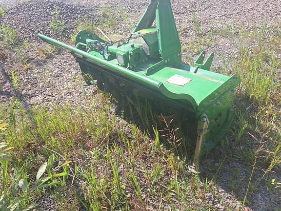 Image of John Deere 647 equipment image 3