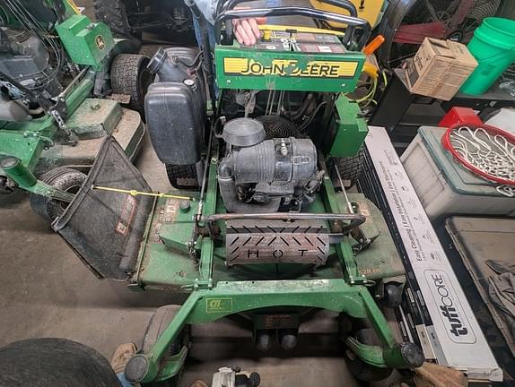 Image of John Deere 652R equipment image 1