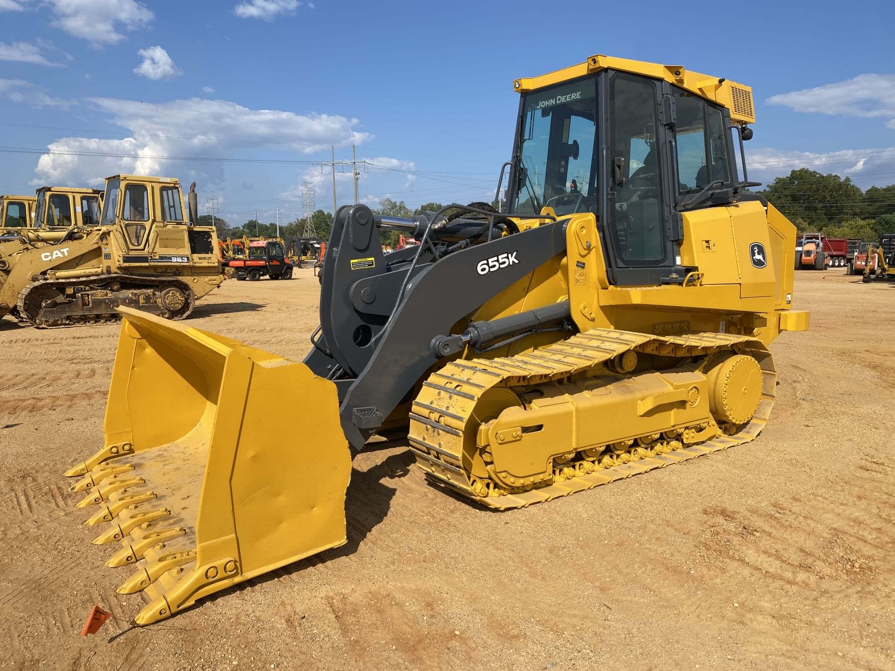 2015 John Deere 655K Equipment Image0