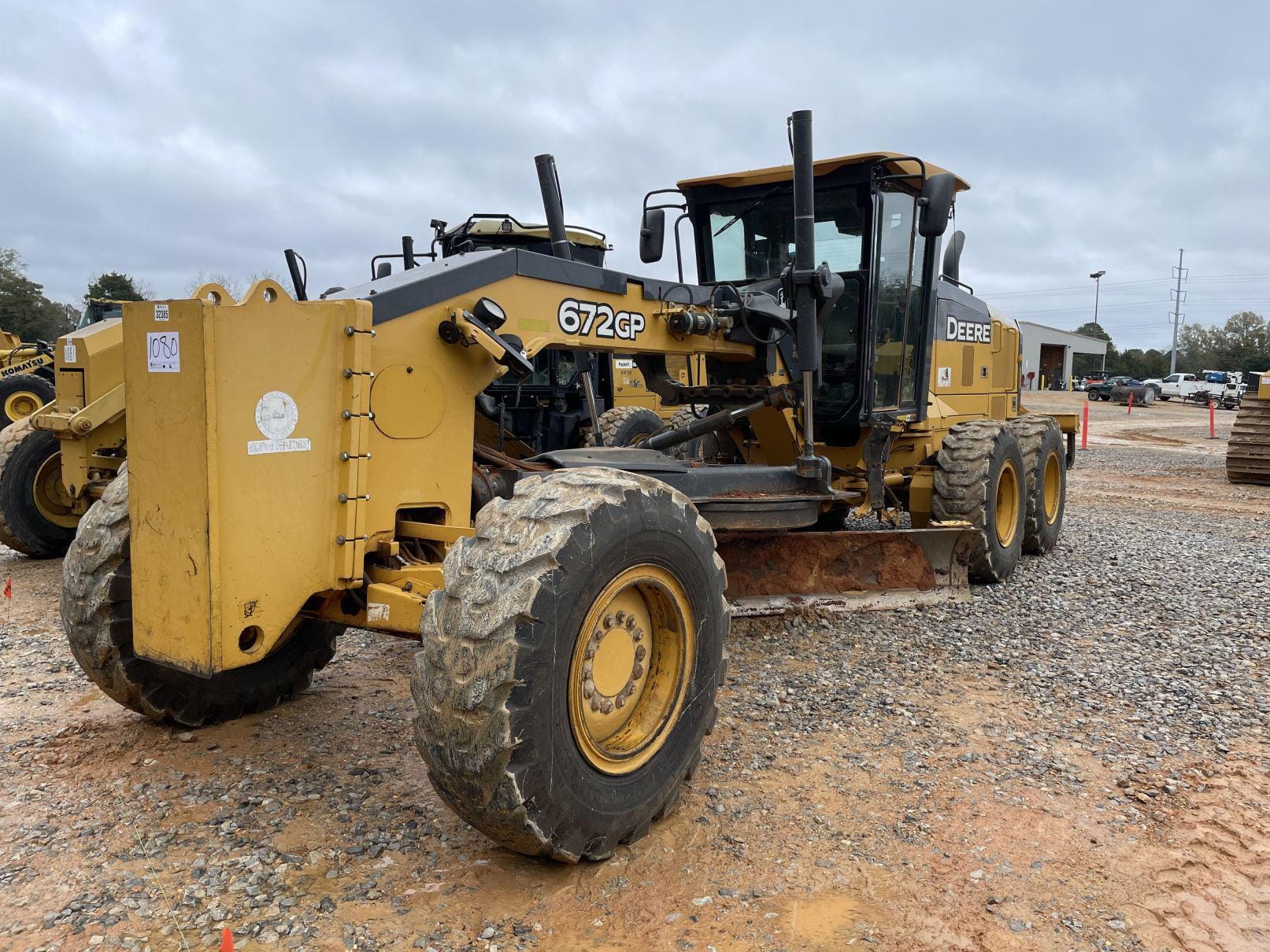 Main image John Deere 672GP