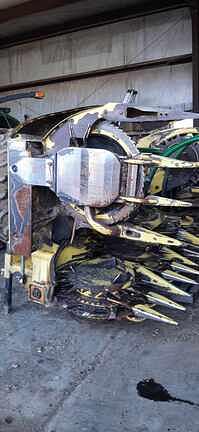 Image of John Deere 696 equipment image 4