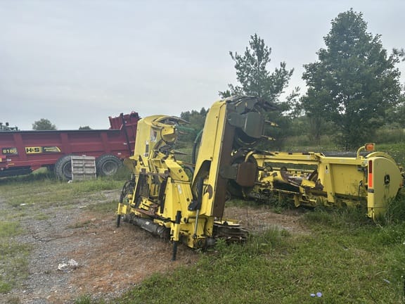 2015 John Deere 698 Equipment Image0