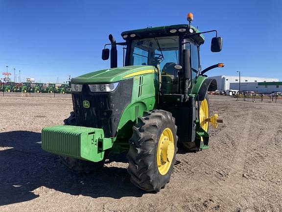 Image of John Deere 7210R equipment image 2