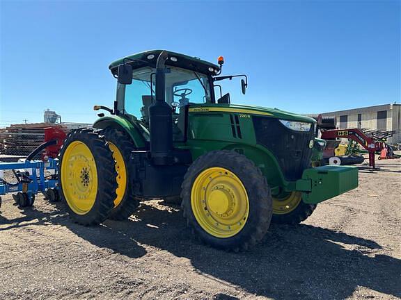 Image of John Deere 7210R equipment image 2