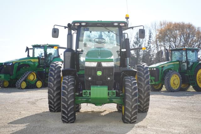 Image of John Deere 7210R equipment image 1