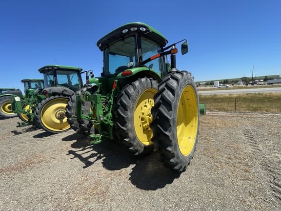 Image of John Deere 7210R equipment image 4