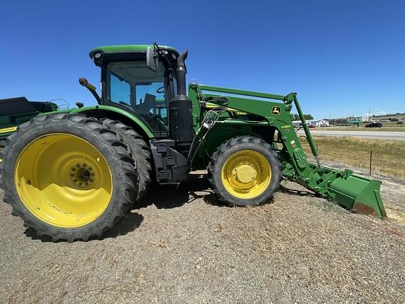 Image of John Deere 7210R equipment image 1
