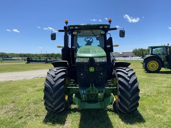 Image of John Deere 7210R equipment image 1