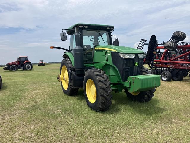 Image of John Deere 7210R equipment image 1