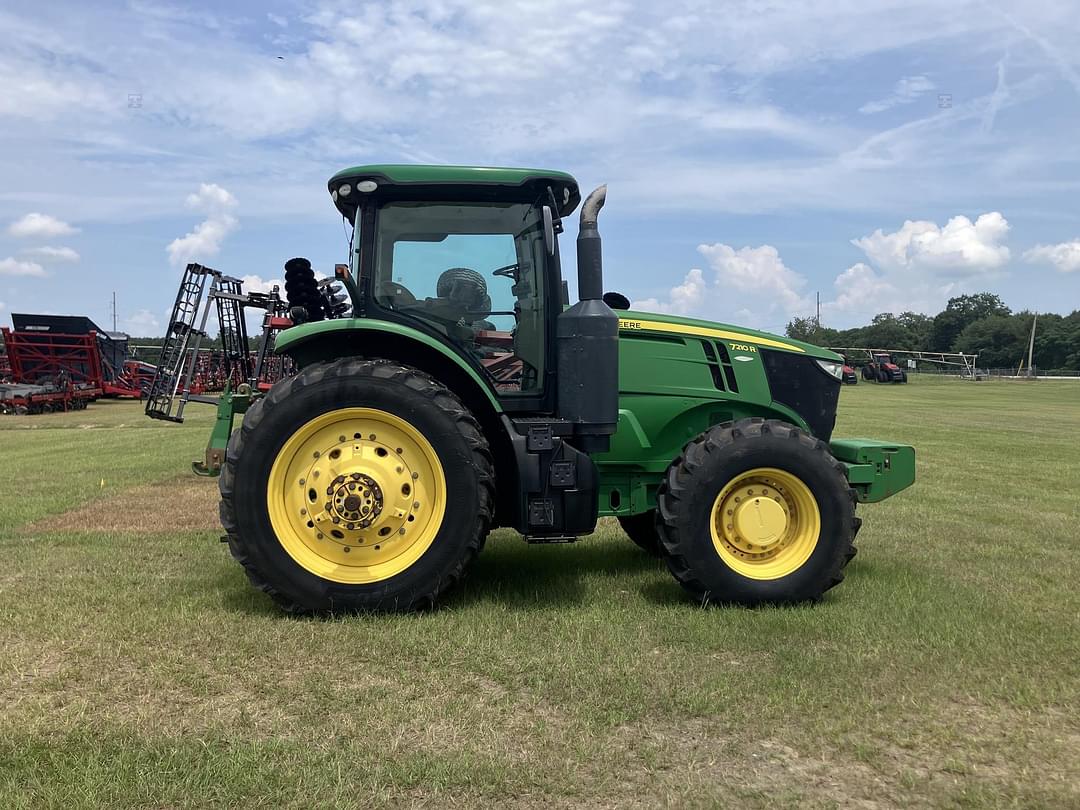 Image of John Deere 7210R Primary image