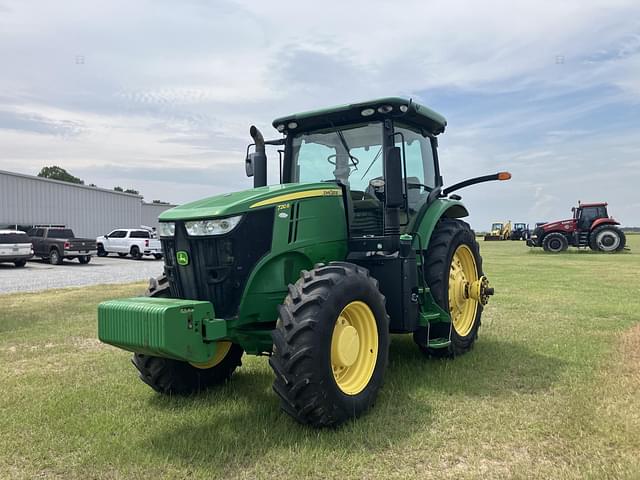 Image of John Deere 7210R equipment image 2