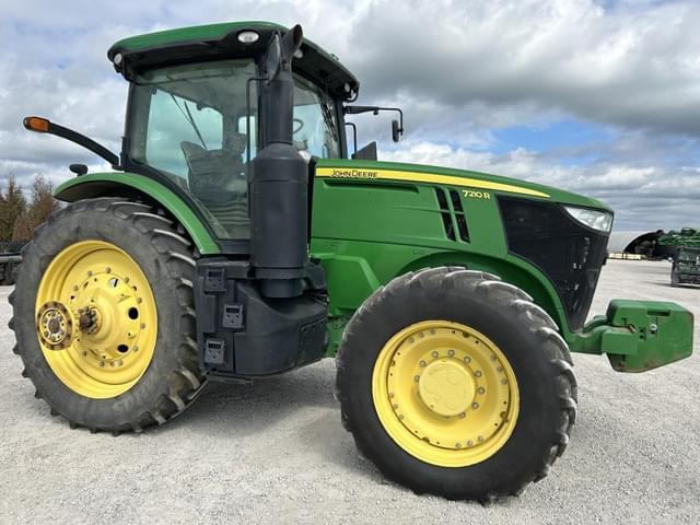 Image of John Deere 7210R equipment image 1