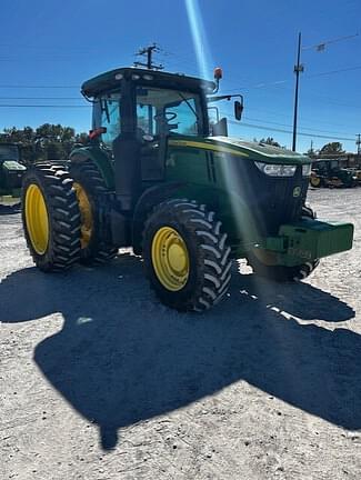 Image of John Deere 7210R equipment image 2