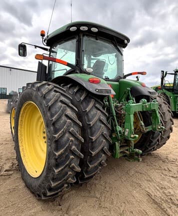 Image of John Deere 7230R equipment image 3
