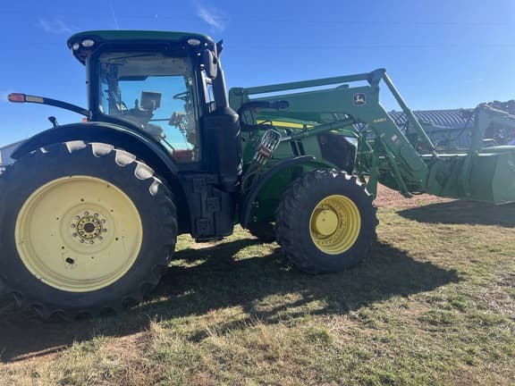 Image of John Deere 7230R equipment image 1