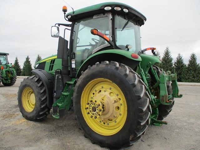 Image of John Deere 7230R equipment image 4