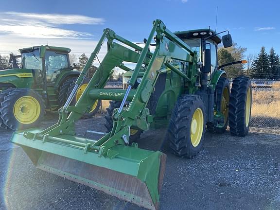 Image of John Deere 7230R equipment image 4