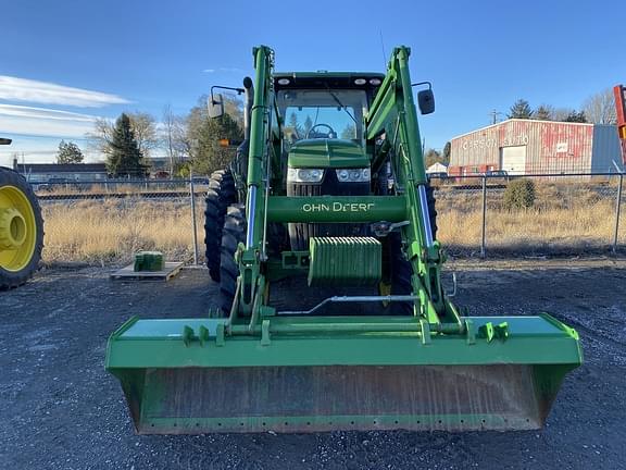 Image of John Deere 7230R equipment image 3