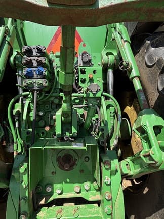Image of John Deere 7230R equipment image 3