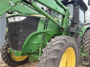 2015 John Deere 7230R Image