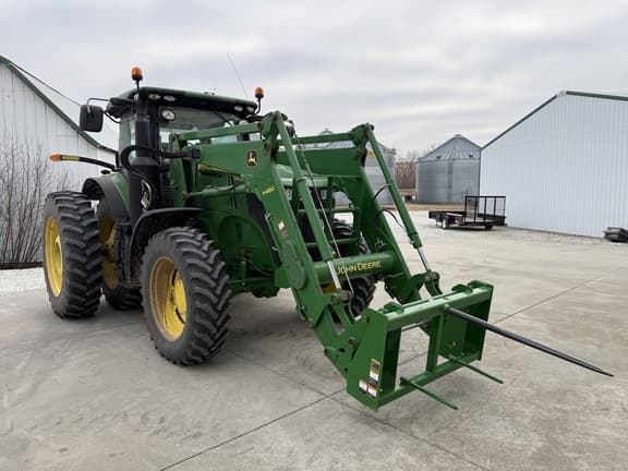Image of John Deere 7250R equipment image 2