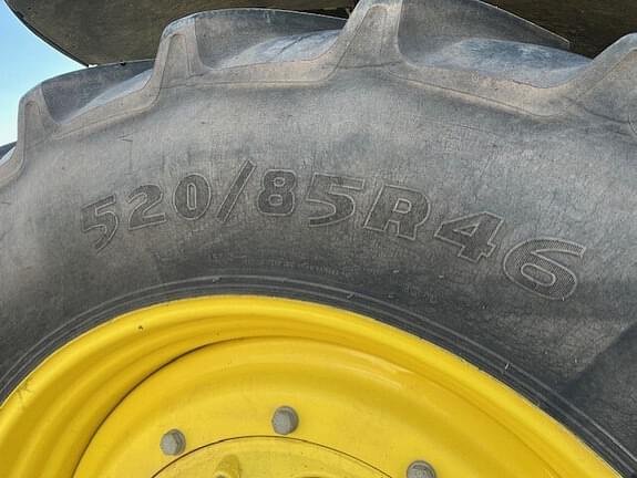 Image of John Deere 7270R equipment image 4