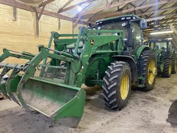 Main image John Deere 7270R