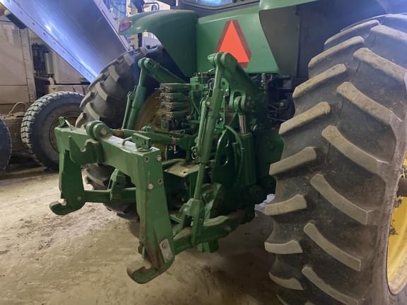 Image of John Deere 7270R equipment image 2