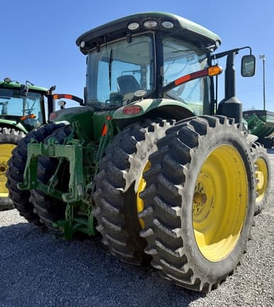 Image of John Deere 7270R equipment image 2