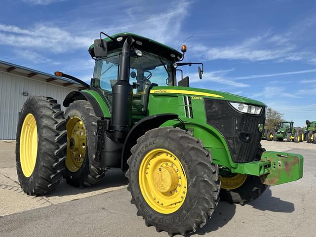 Image of John Deere 7290R equipment image 1