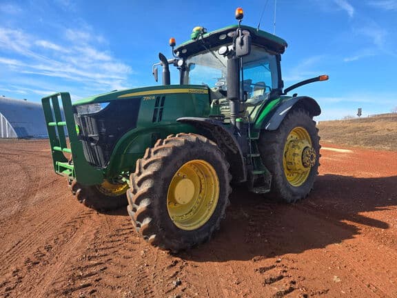 Image of John Deere 7310R Primary image