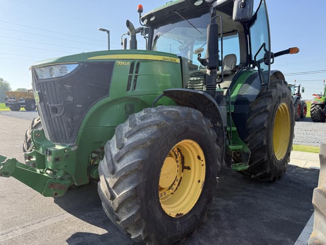 Image of John Deere 7310R equipment image 3
