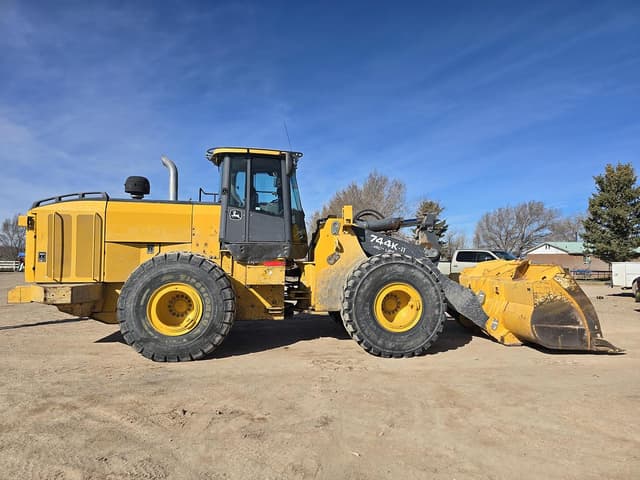 Image of John Deere 744K II equipment image 4