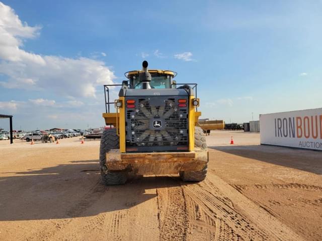 Image of John Deere 744K II equipment image 3