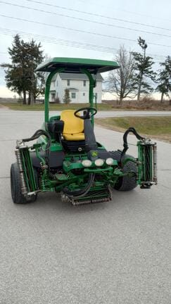 2015 John Deere 7500A Equipment Image0
