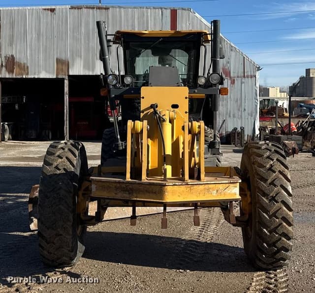 Image of John Deere 770G equipment image 1