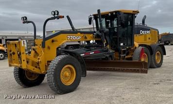 Main image John Deere 770GP