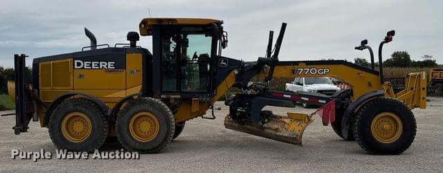 Image of John Deere 770GP equipment image 3