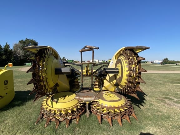 Main image John Deere 778