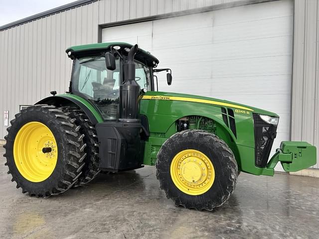 Image of John Deere 8245R equipment image 1