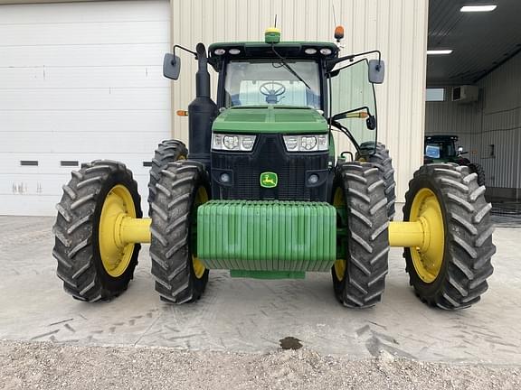 Image of John Deere 8245R equipment image 1