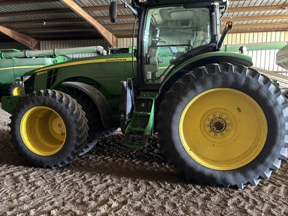 Image of John Deere 8245R Primary image