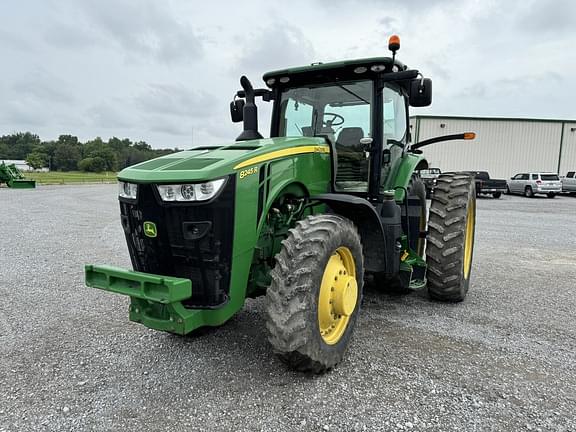 Image of John Deere 8245R equipment image 1