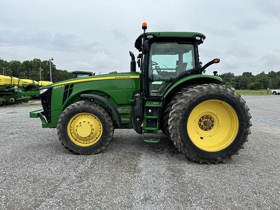 Image of John Deere 8245R equipment image 2