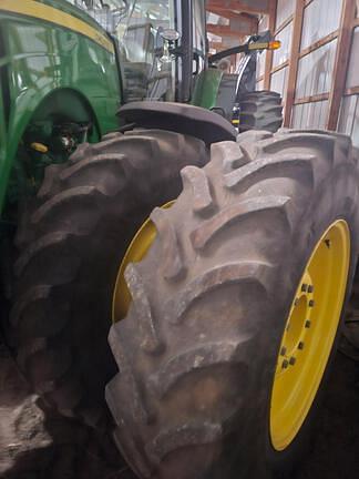 Image of John Deere 8245R equipment image 2