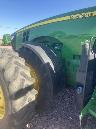 Image of John Deere 8245R equipment image 4