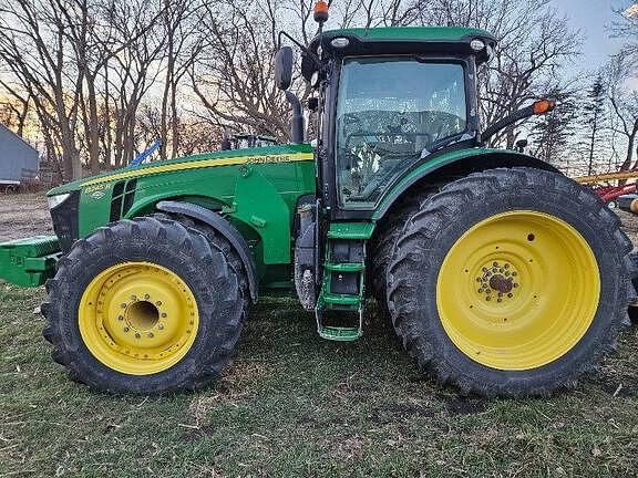 Image of John Deere 8245R equipment image 4