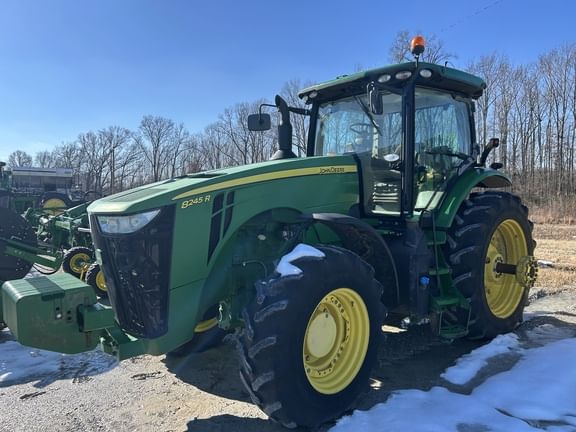 Main image John Deere 8245R