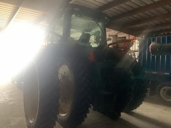 Image of John Deere 8245R equipment image 3