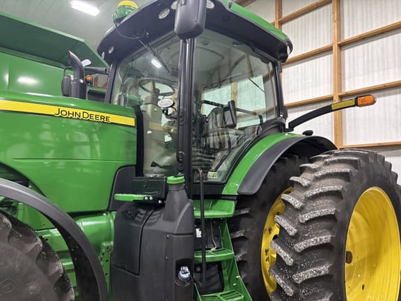 Image of John Deere 8245R Primary image